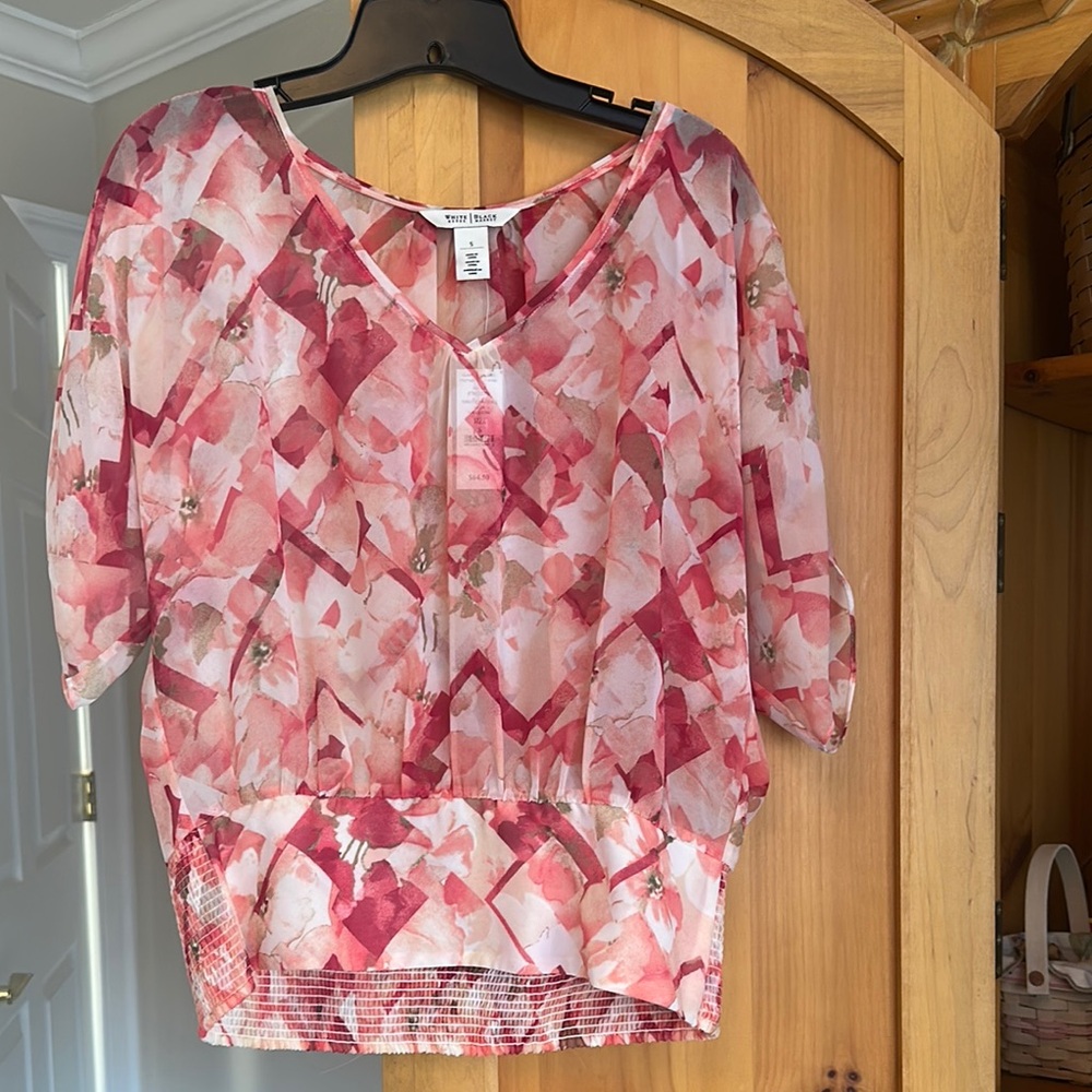 White House Black Market Floral Top - NWT - Small